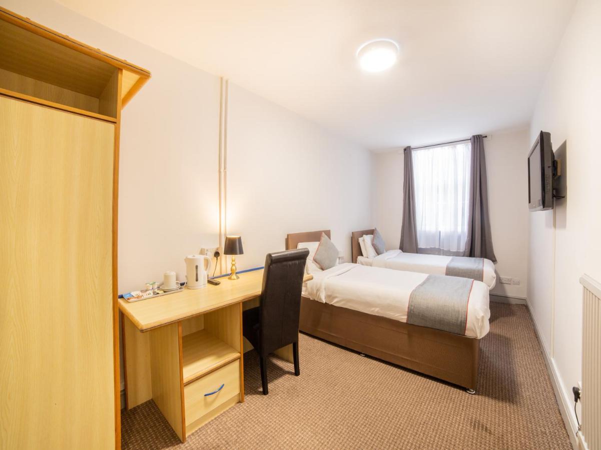 The Royal Hotel Kettering Esterno foto