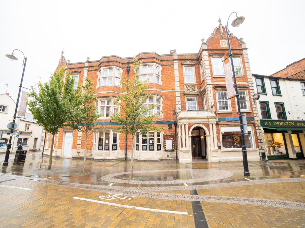 The Royal Hotel Kettering Esterno foto