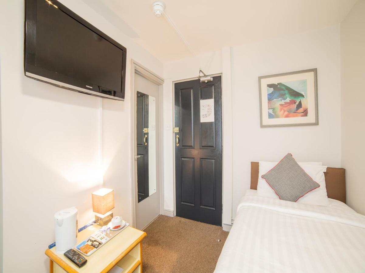 The Royal Hotel Kettering Esterno foto