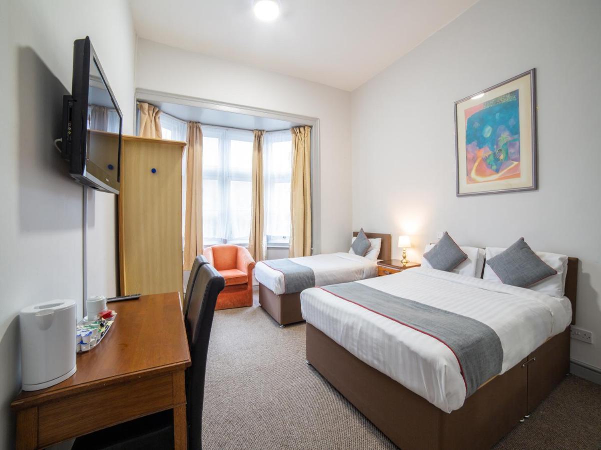 The Royal Hotel Kettering Esterno foto